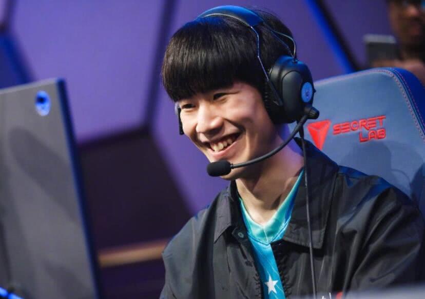 从泥泞中崛 从泥泞中崛