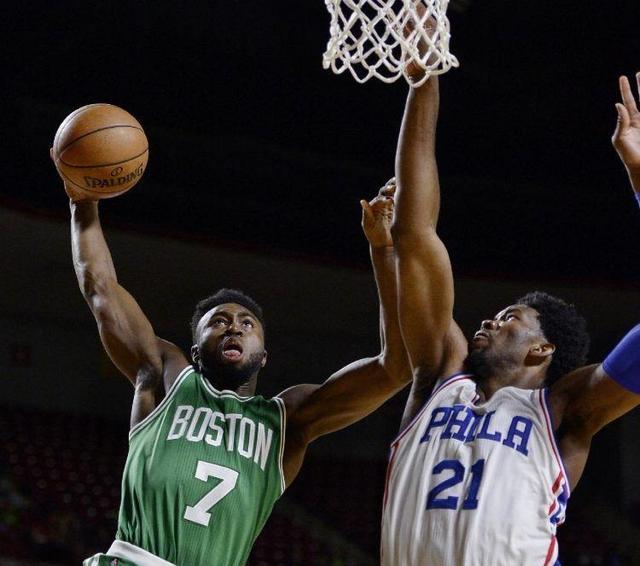 对他年少成 对他年少成